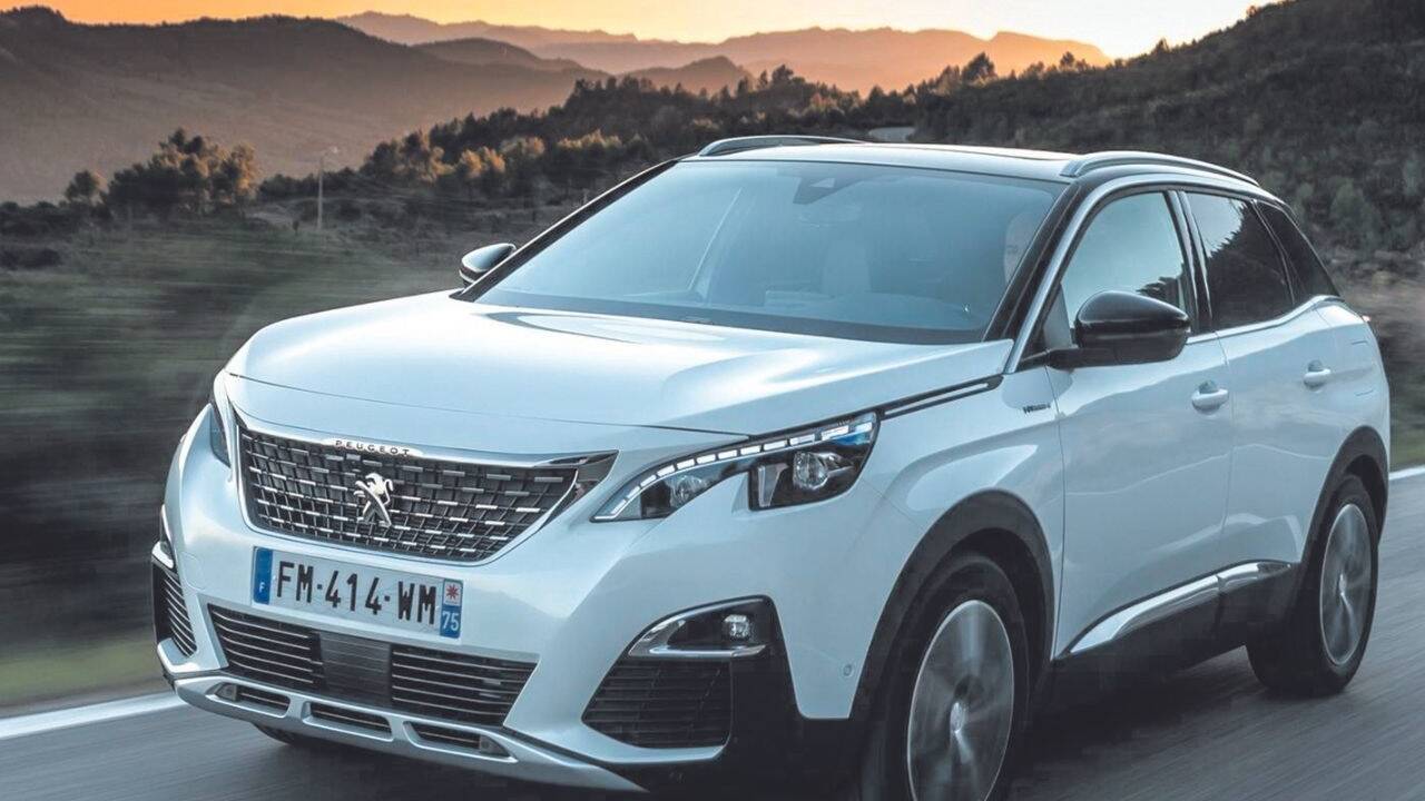 Der 1,2-Liter-Dreizylinder leistet in der Crossovern 136 PS. Und soll bis zu 15 Prozent weniger Sprit konsumieren.   Der 1,2-Liter-Dreizylinder leistet in der Crossovern 136 PS. Und soll bis zu 15 Prozent weniger Sprit konsumieren.