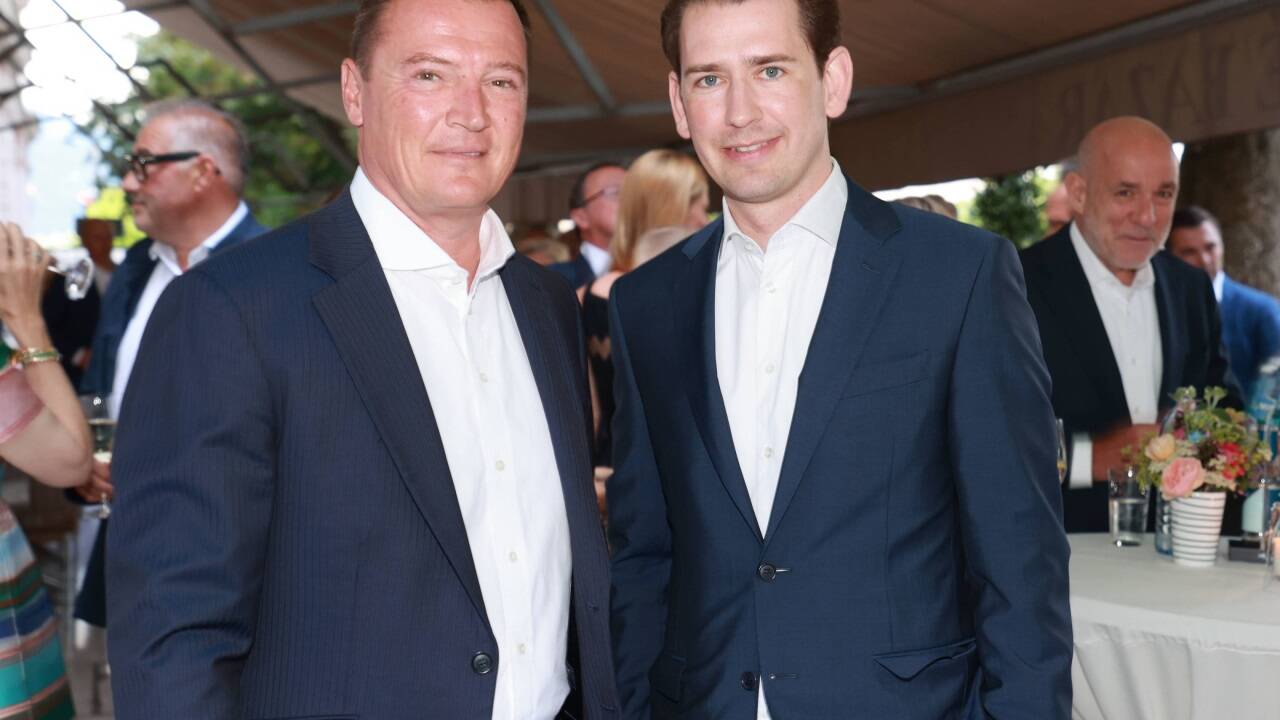 Die Gastgeber: Unternehmer Markus Friesacher und Ex-ÖVP-Kanzler Sebastian Kurz. 