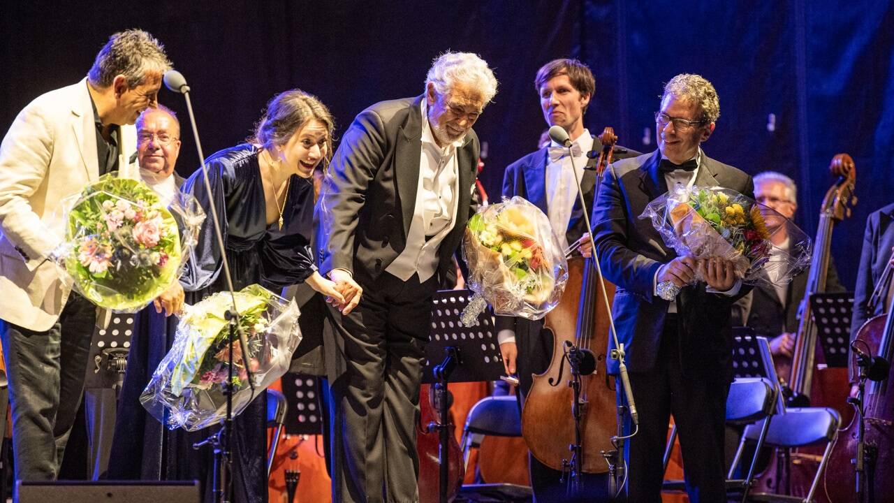 Plácido Domingo wird mit seinem Sohn José Plácido Domingo Guerra 