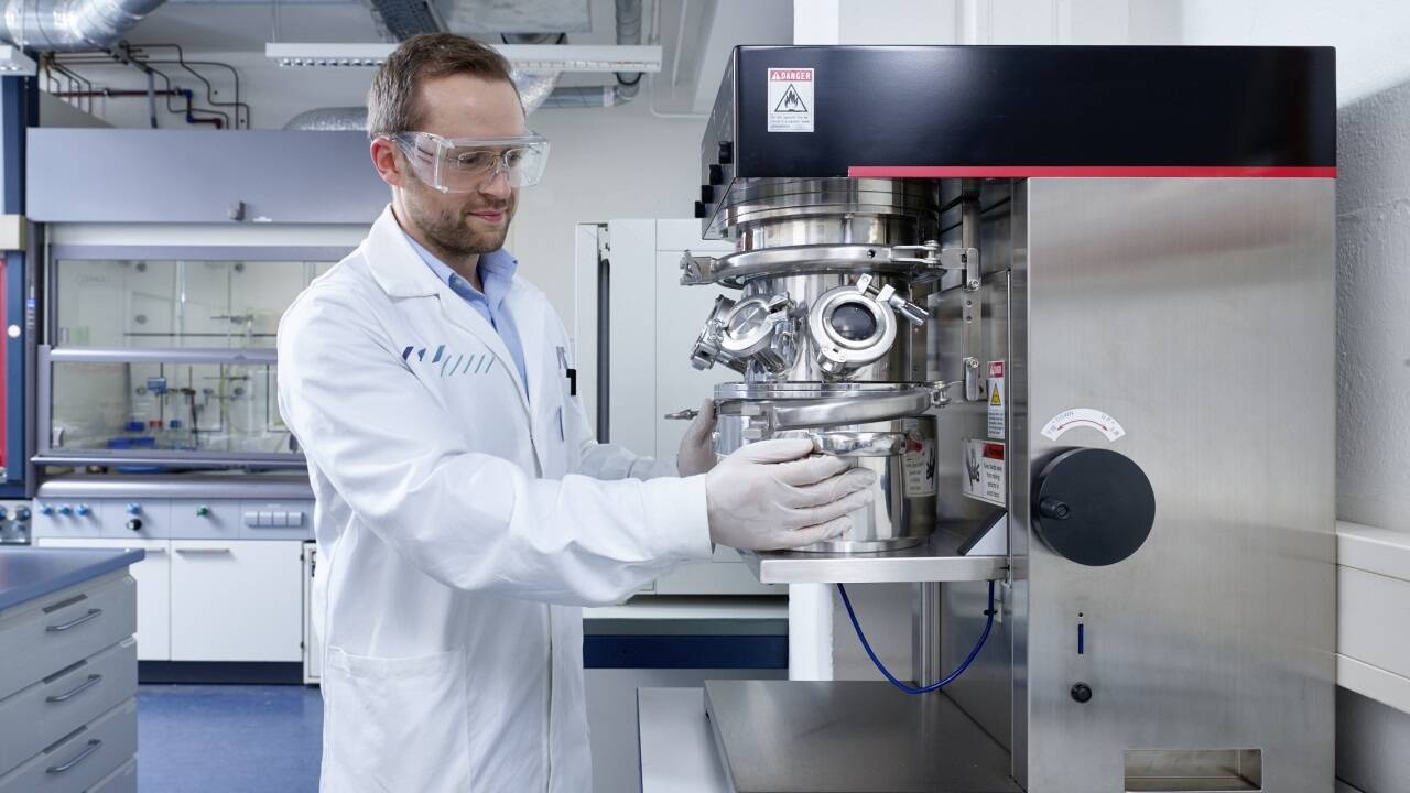 Als Leiter des Kompetenzzentrums für Batterietechnologien am AIT gilt Marcus Jahn als einer der renommiertesten Batterieforscher Österreichs.  