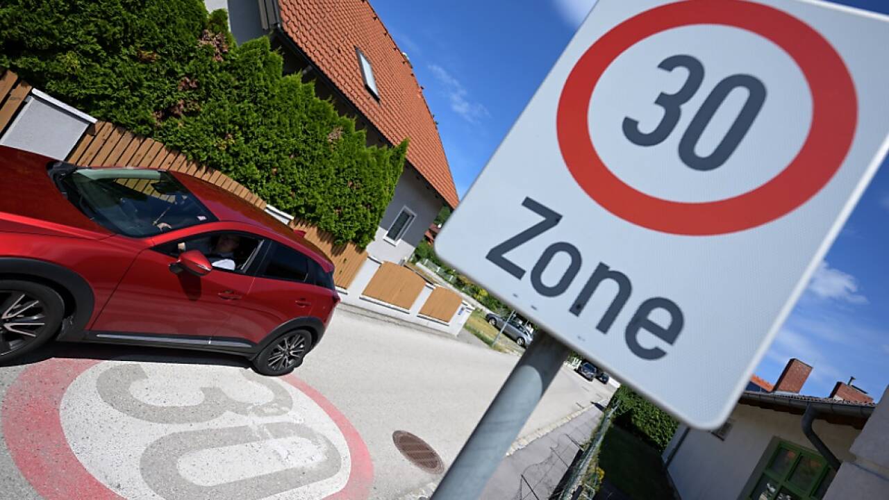 Nur FPÖ-Wähler in Umfrage mehrheitlich gegen solche Pläne Nur FPÖ-Wähler in Umfrage mehrheitlich gegen solche Pläne