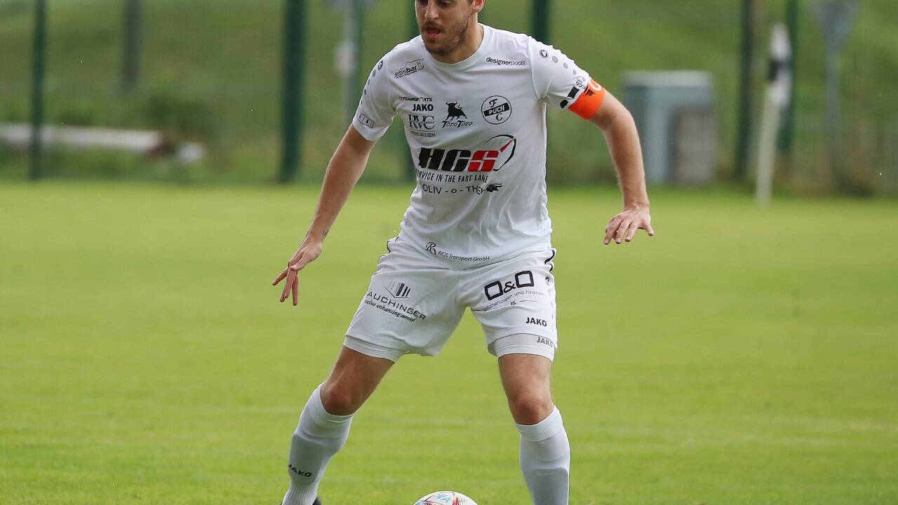 Nico Mayer entschied sich für eine Fortsetzung der Spielerkarriere in Puch. Es ist noch kompliziert.  