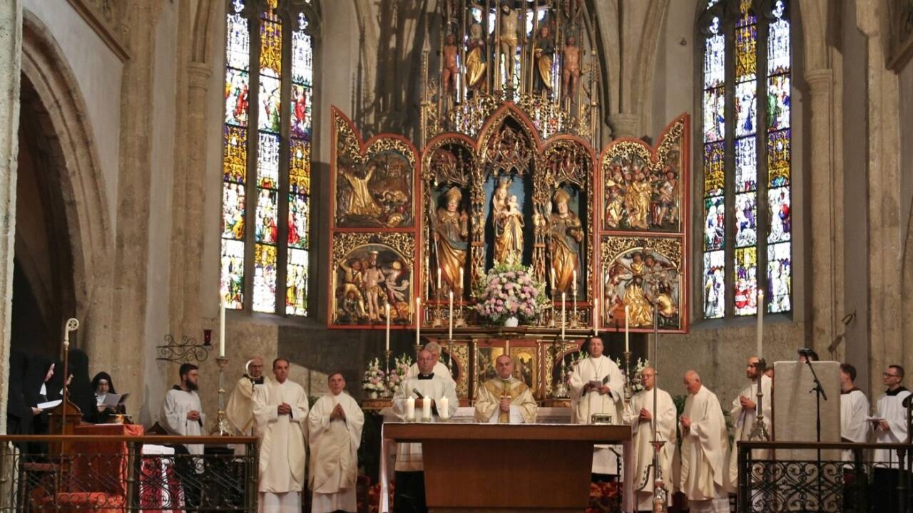 Am Samstag legte Sr. Maria Gratia Waldner bei den Benediktinerinnen im Stift Nonnberg die Ewige Profess ab.  