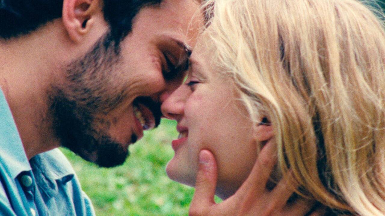 Bilder zum Film „Forever Young“. 