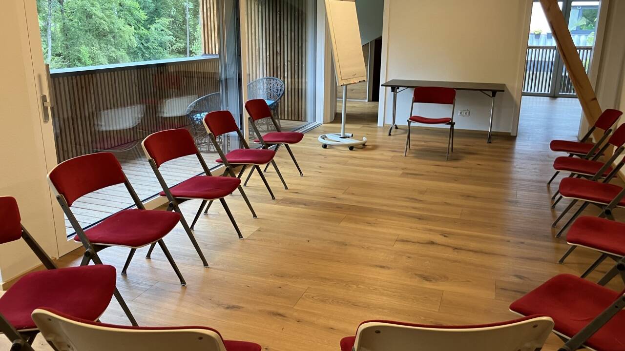 Eindrücke von den Wohn- und Arbeitsräumen der Gstachs.  Eindrücke von den Wohn- und Arbeitsräumen der Gstachs.