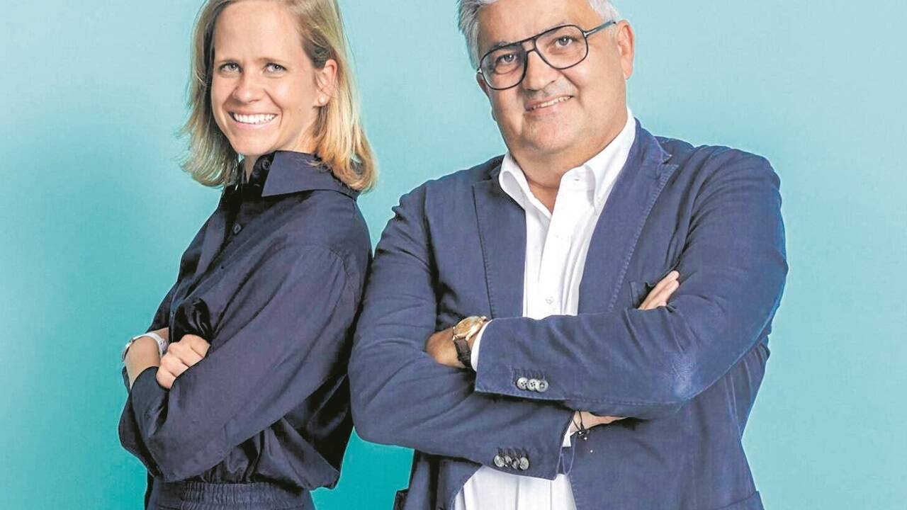 50 Prozent des Führungsquartetts von Vibe Moves You: Gründerin Lisa Ittner und Martin Rada, zuständig für Sales und Marketing. 