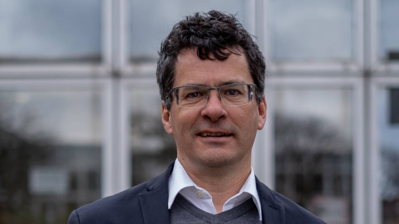 <Schriftwechsel14> Arthur Kanonier leitet die Abteilung Bodenpolitik und Bodenmanagement der TU Wien.<br /><br /></Schriftwechsel14>  <Schriftwechsel14> Arthur Kanonier leitet die Abteilung Bodenpolitik und Bodenmanagement der TU Wien.<br /><br /></Schriftwechsel14>