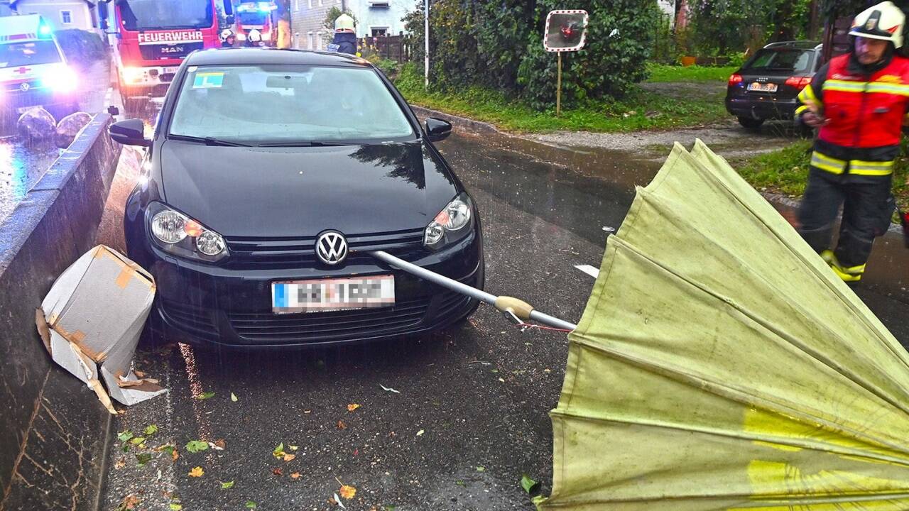 Auch Oberösterreich war betroffen, im Bild eine Straße in Mattighofen.  