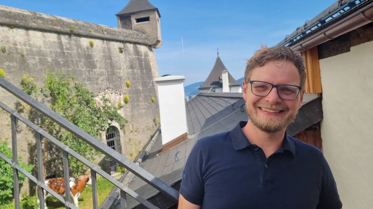 Markus Mackinger an seinem Arbeitsplatz auf der Festung. 
