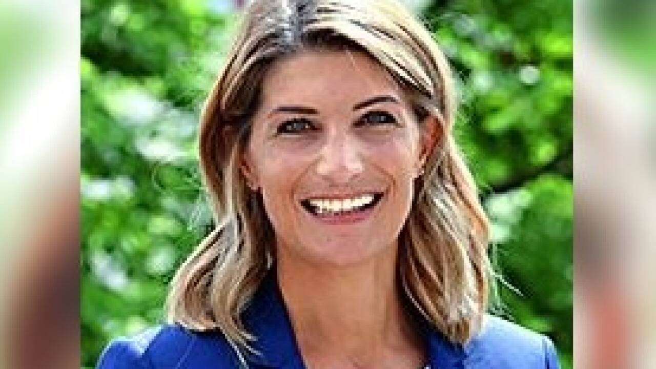 Margit Halbfurter ist Osteopathin, Kinderosteopathin und Physiotherapeutin in Wien und Villach; zudem ist sie die Präsidentin der Österreichischen Gesellschaft für Osteopathie. 