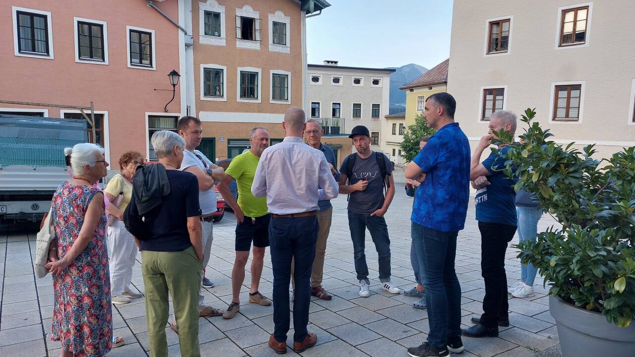 Besorgte Anrainerinnen und Anrainer erschienen im Juni zur Gemeindevertretungssitzung und lieferten sich hitzige Diskussionen mit Bauamt und Politik. 
