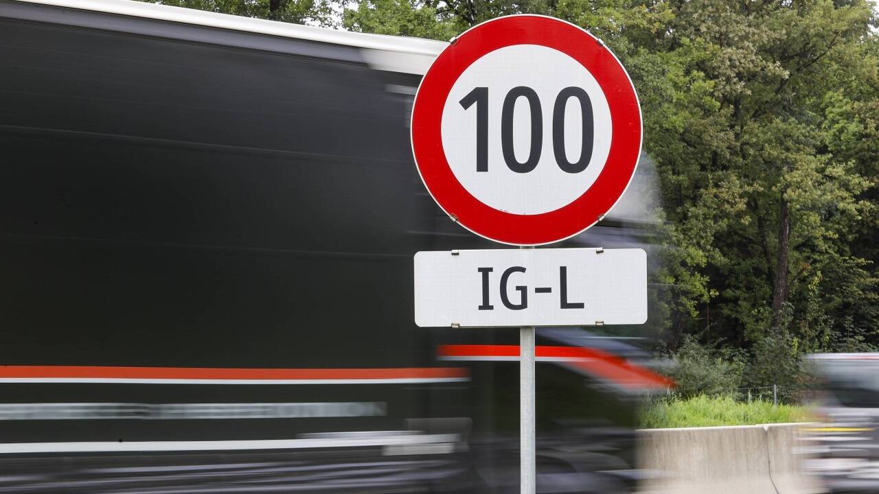 2005 wurde auf der Tauernautobahn zwischen Salzburg und Golling Tempo 100 eingeführt, seit 2008 ist ein flexibles Limit in Kraft. Nun fällt die Verordnung. 