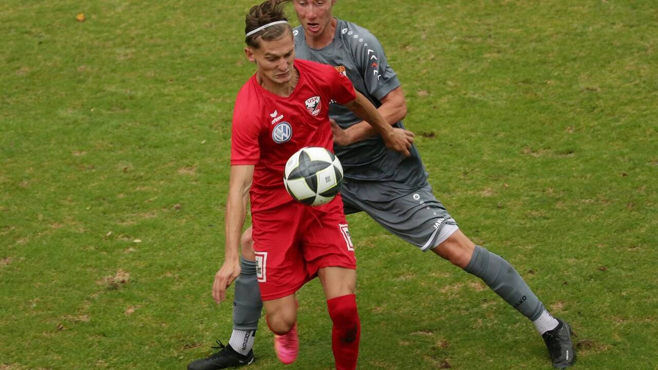 Der Neo-Anifer Tobias Moser leitete gegen seinen Ex-Verein Eugendorf den Führungstreffer ein.  