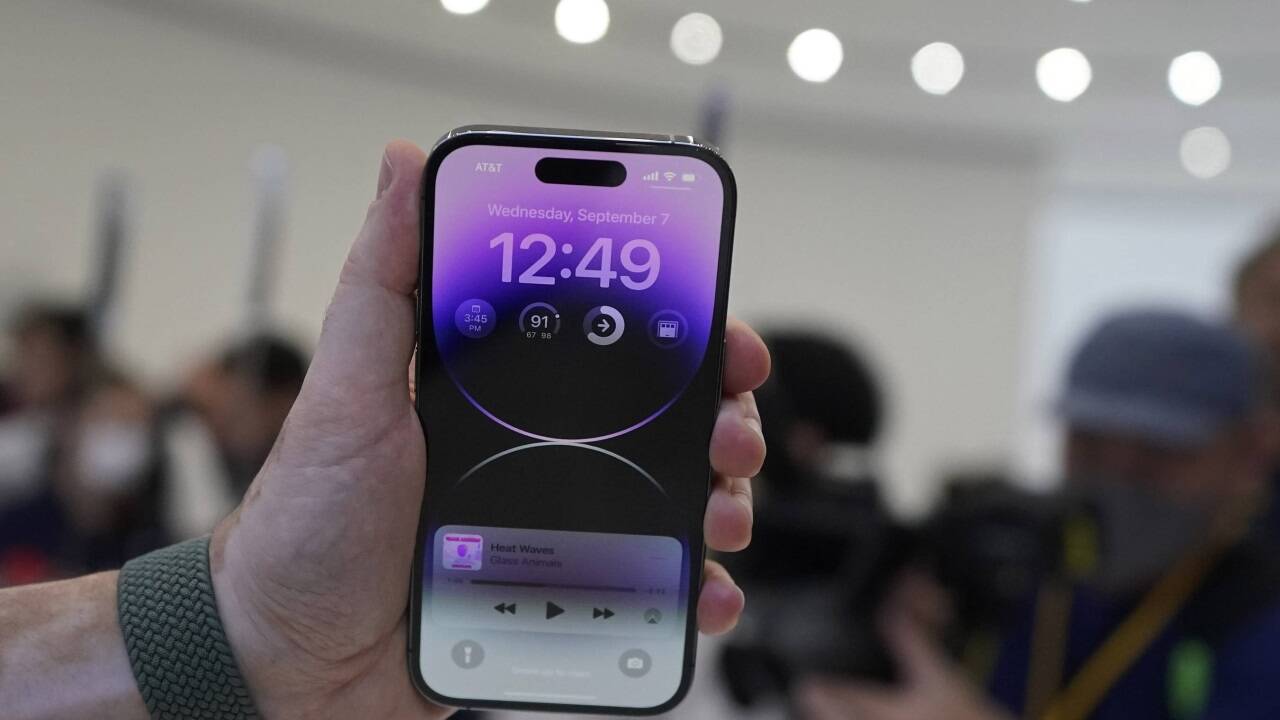 Das iPhone 14 Pro: Vorgänger des 15 Pro, das nächste Woche vorgestellt wird.  