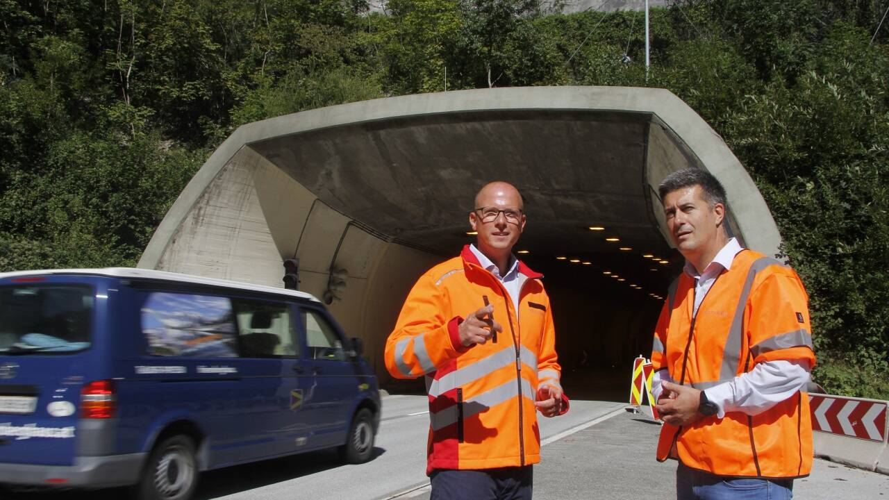 Startschuss für die Großbaustelle: Asfinag-Geschäftsführer Andreas Fromm und Projektleiter Hanspeter Treichl vor dem Ofenauertunnel. Startschuss für die Großbaustelle: Asfinag-Geschäftsführer Andreas Fromm und Projektleiter Hanspeter Treichl vor dem Ofenauertunnel.