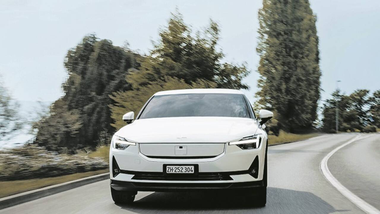 Dreier-Gespann: der neue Polestar 2 ...  