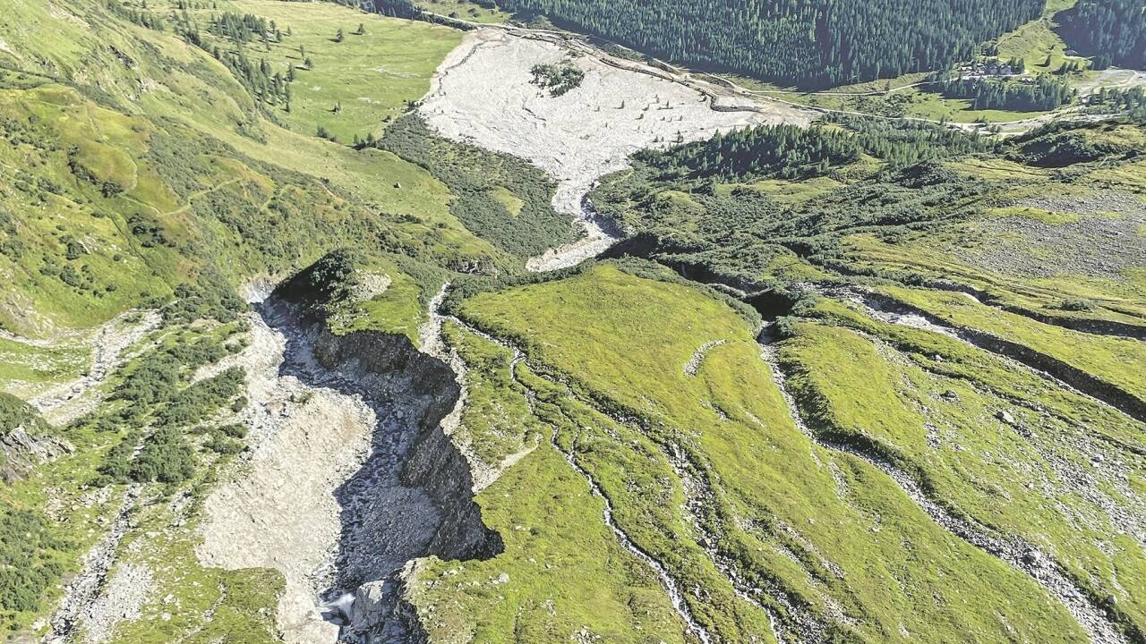 Im Rauriser Talschluss oberhalb von Kolm-Saigurn brach am 28. August das Pilatuskar, eine Gerölllawine ergoss sich ins Tal. 