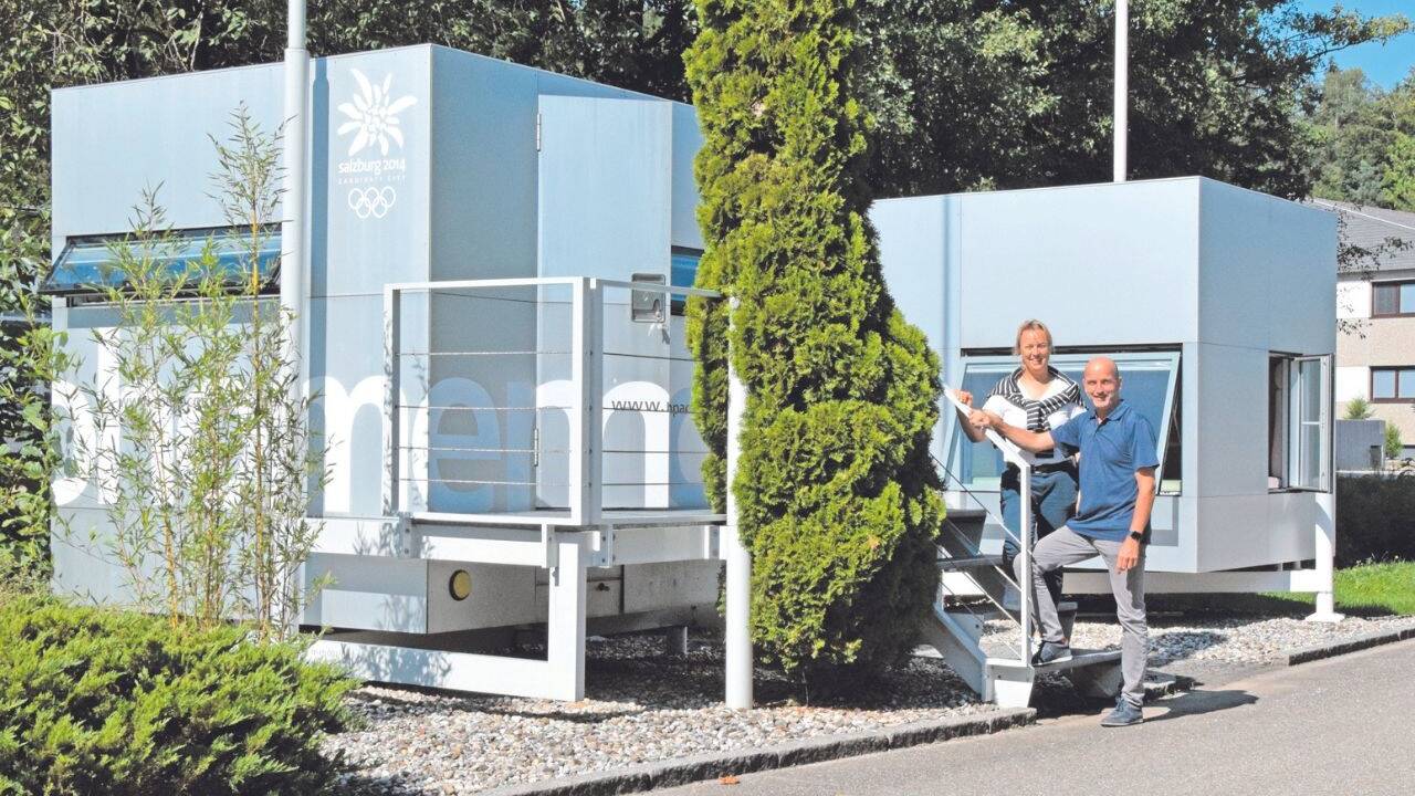 Zwei Micro-Häuser mit je einer Wohnfläche von 6,5 m² stehen auf dem Gatterbauer-Firmengelände.  