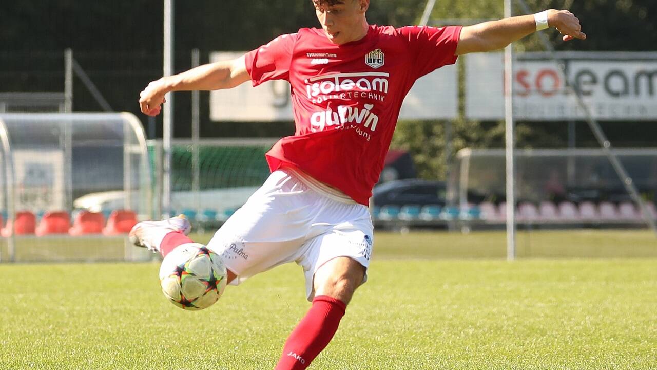 Sebastian Voglmaier feierte mit Hallein einen Derbysieg.   Sebastian Voglmaier feierte mit Hallein einen Derbysieg.