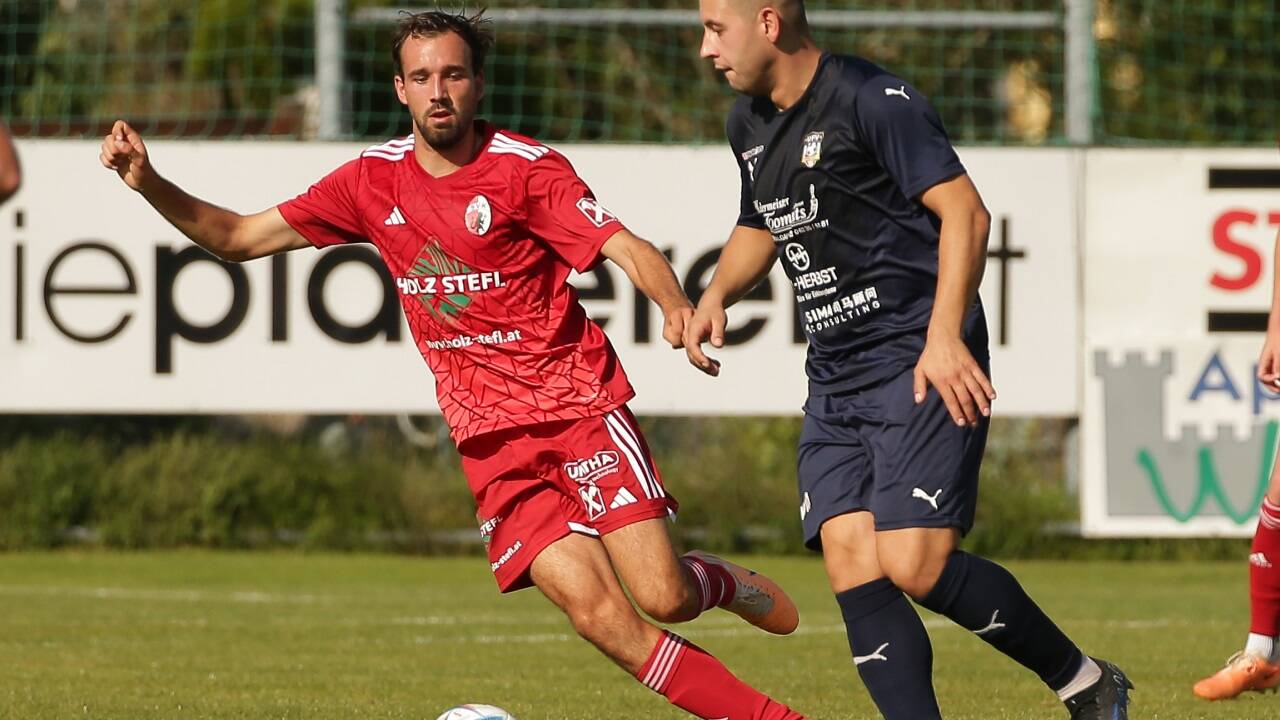 Franz Mrkonjic (r.) traf doppelt.  Franz Mrkonjic (r.) traf doppelt.