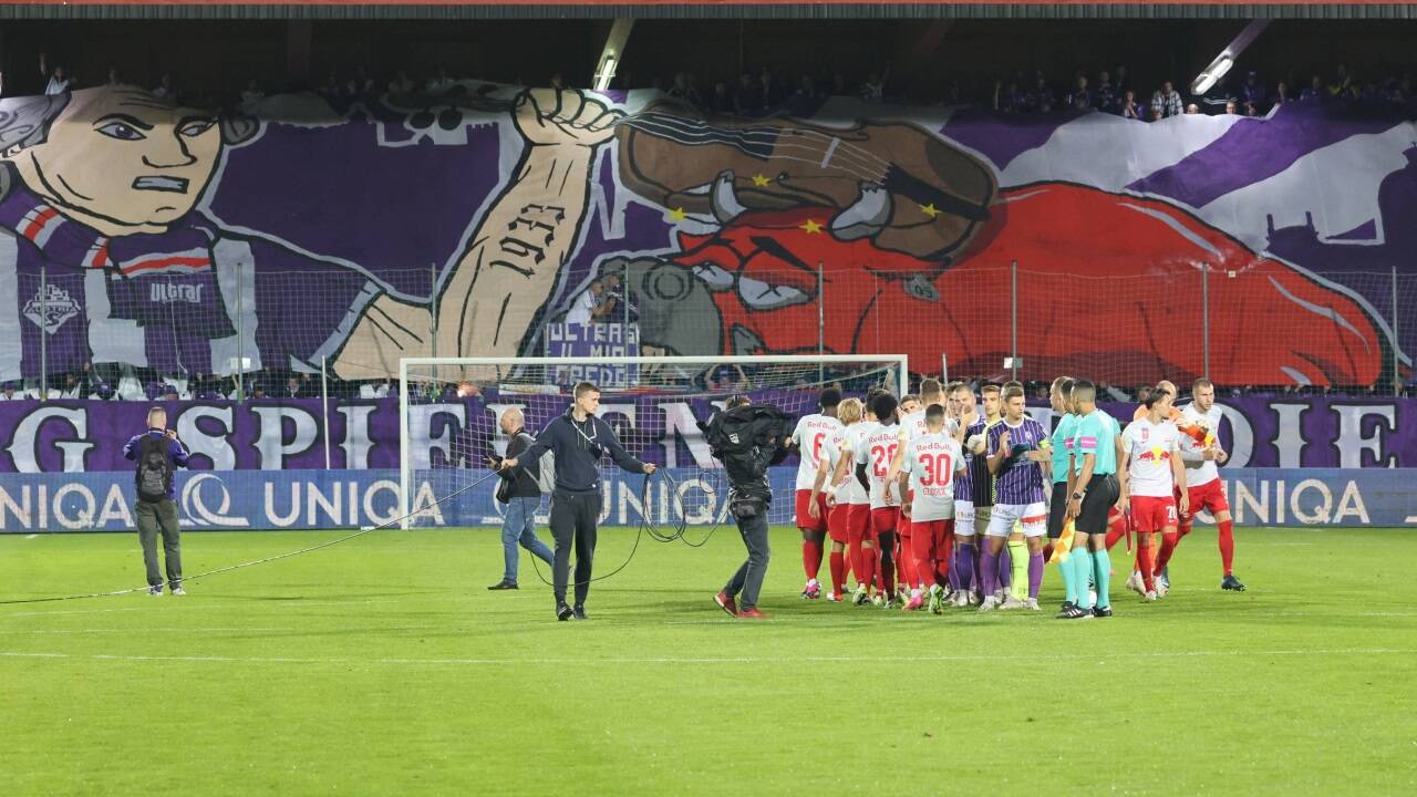 Die Austria-Fans zeigten eine Choreografie. 