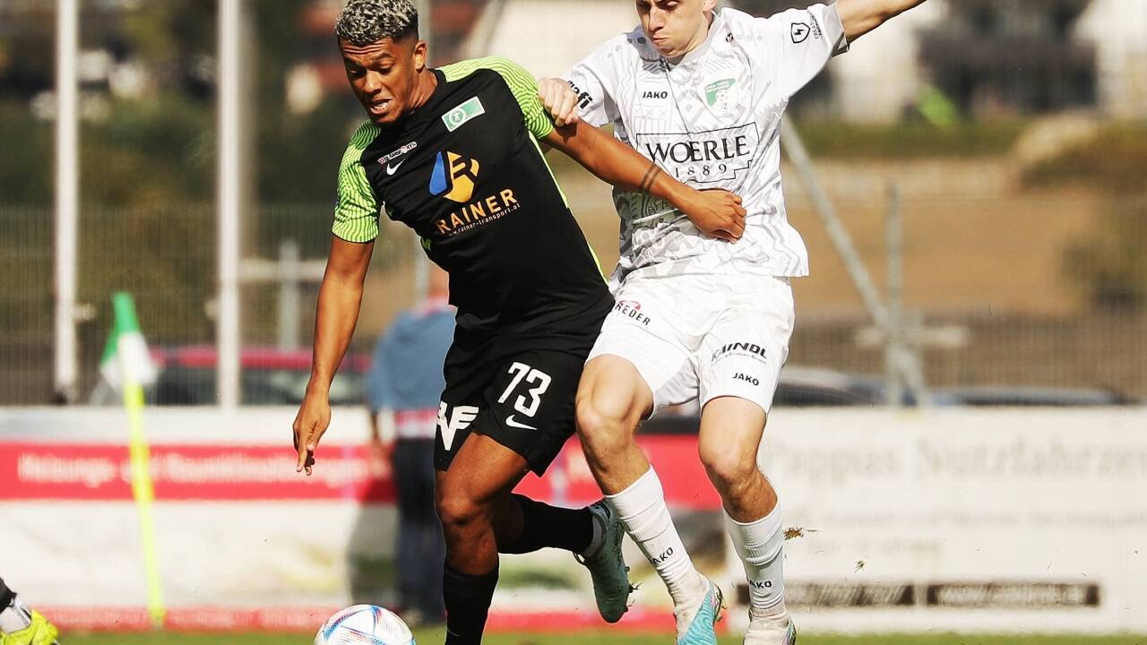 Yannick Johnson (links) hat einen neuen Trainer. 