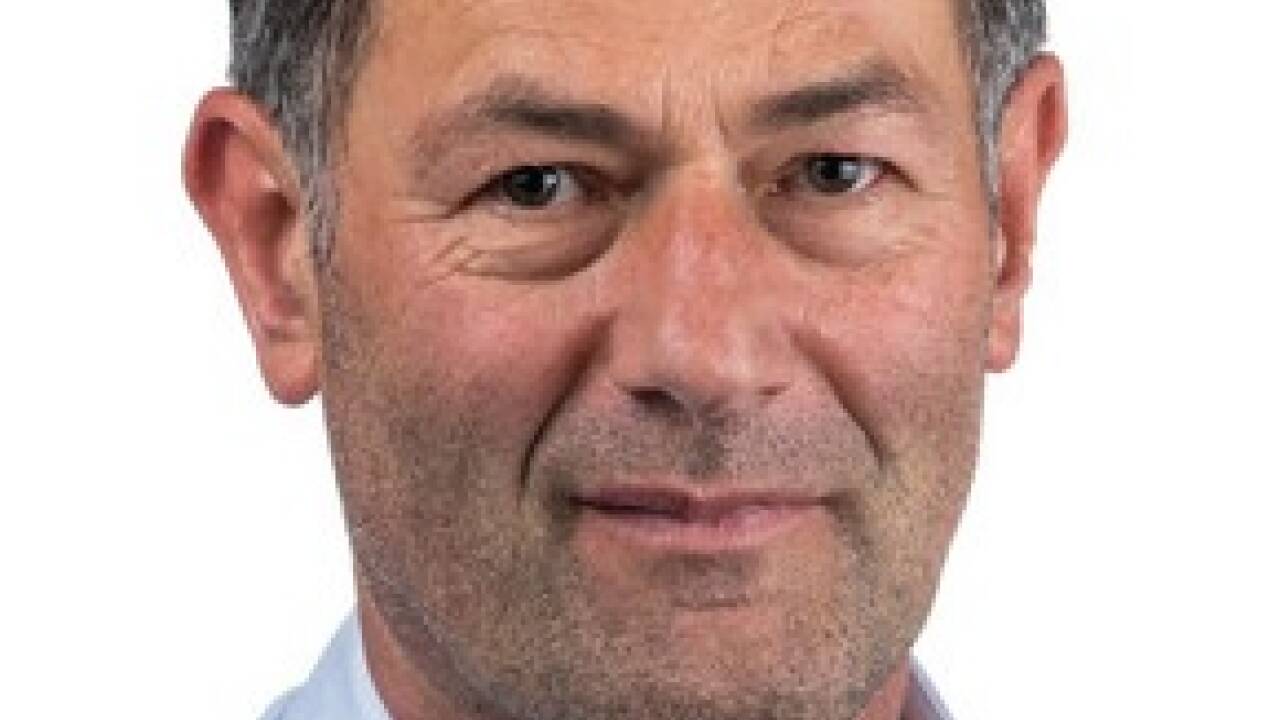 Erich Kirchler  <Schriftwechsel14>ist Professor für Wirtschaftspsychologie an der Universität Wien. Der gebürtige Südtiroler wird im November 69 Jahre. </Schriftwechsel14> 