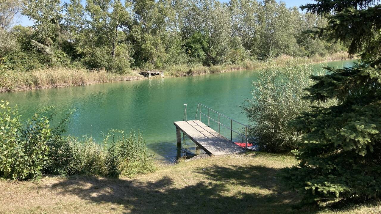 Ausgerechnet führende Vertreter jener Partei, die den freien Seezugang in die Verfassung schreiben will, reißen Seegrundstücke an sich. Ausgerechnet führende Vertreter jener Partei, die den freien Seezugang in die Verfassung schreiben will, reißen Seegrundstücke an sich.