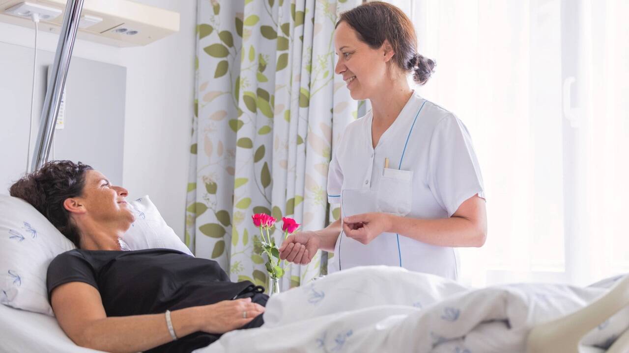 Die Pflegekräfte im Krankenhaus Schwarzach bekommen bald Unterstützung von neuen Kolleginnen und Kollegen von den Philippinen. 