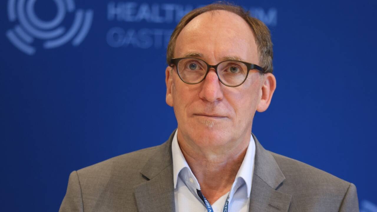 Gesundheitsminister Johannes Rauch setzt auf europäische Zusammenarbeit bei der Rekrutierung von Pflegekräften im Ausland. 