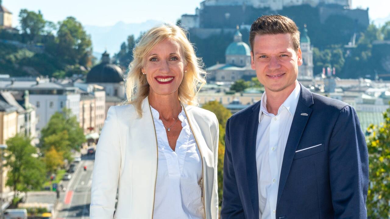 Stadttourismus-Chefin Christine Schönhuber betraut Klemens Kollenz mit der Strategieentwicklung. Stadttourismus-Chefin Christine Schönhuber betraut Klemens Kollenz mit der Strategieentwicklung.