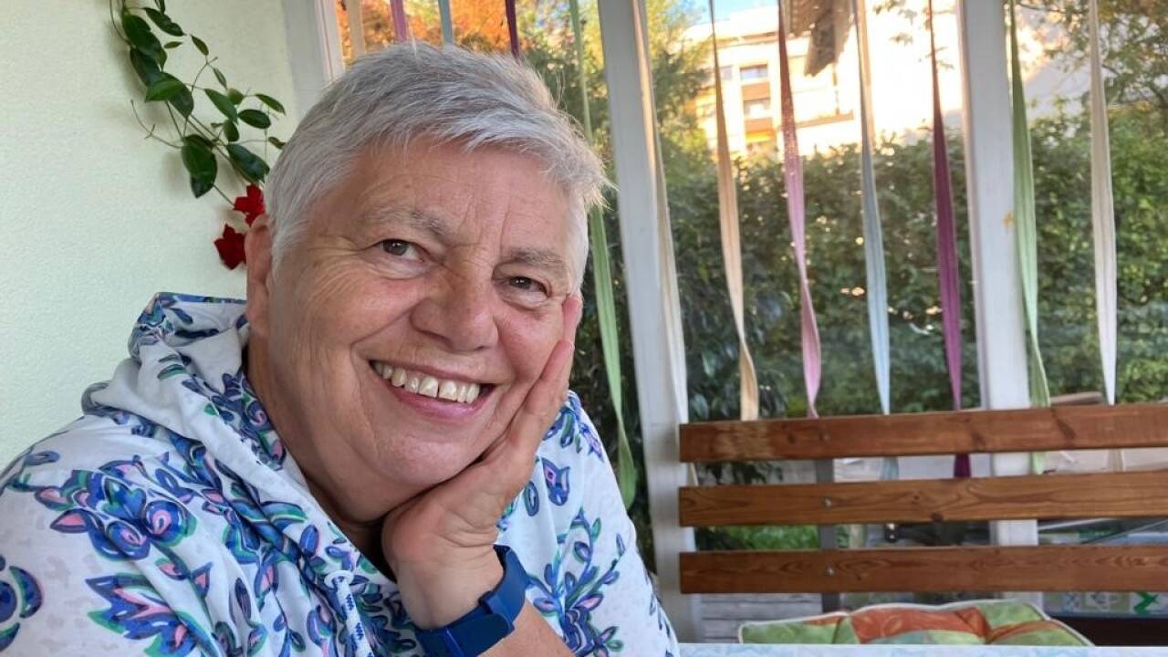 Die gebürtige Lungauerin Michaela Lerchner leitet seit 2016 das Peer Center in Salzburg. Die ehemalige Krankenpflegerin lebt im Orden der Halleiner Schwestern Franziskanerinnen.  