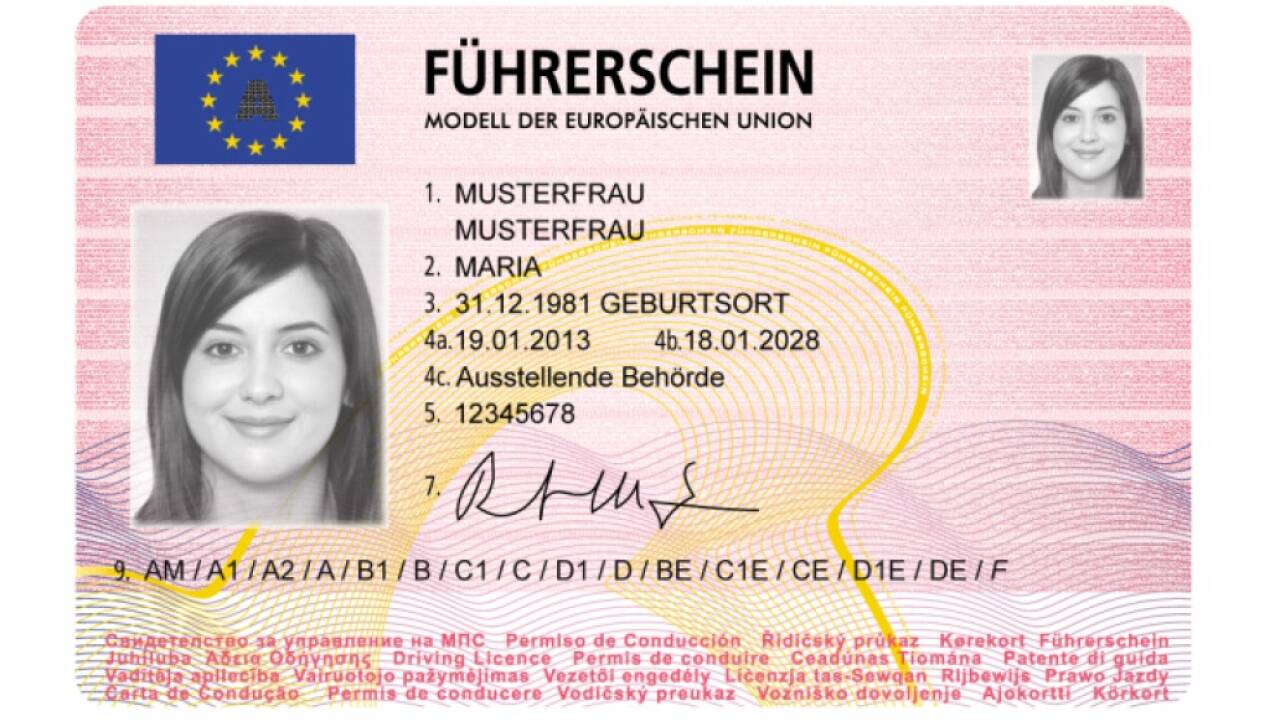 Der Führerschein im Scheckkartenformat nach EU-Vorgaben existiert seit zehn Jahren, aber Österreich hat es nicht eilig mit der Umstellung. 