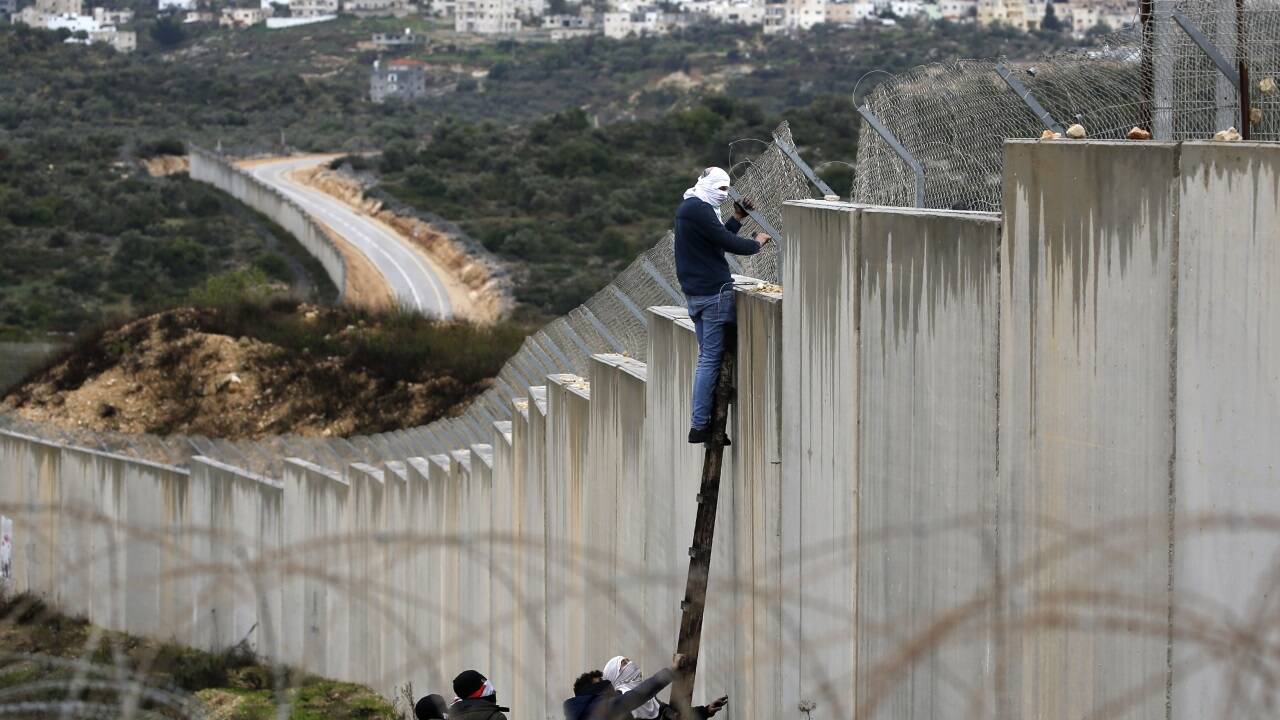 Modi’in Illit ist mit 82.000 Einwohnern die größte israelische Siedlung im Westjordanland.  Modi’in Illit ist mit 82.000 Einwohnern die größte israelische Siedlung im Westjordanland.