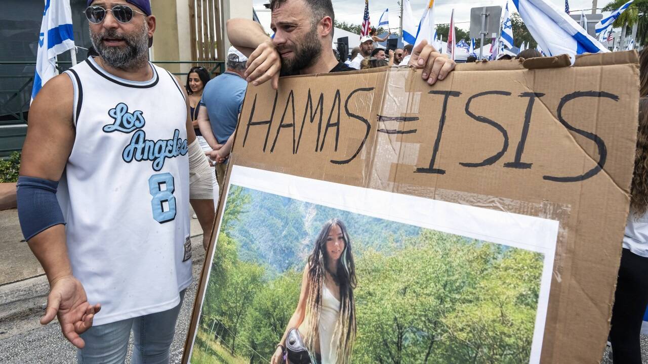 Weltweite Empörung hat das Verbrechen an der jungen Shani Louk ausgelöst. Weltweite Empörung hat das Verbrechen an der jungen Shani Louk ausgelöst.