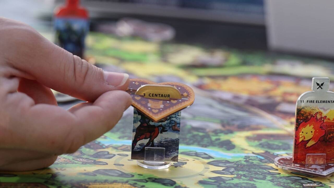 Salzburger IT-Techniker schickt Brettspiel-Fans in eine magische Welt ...