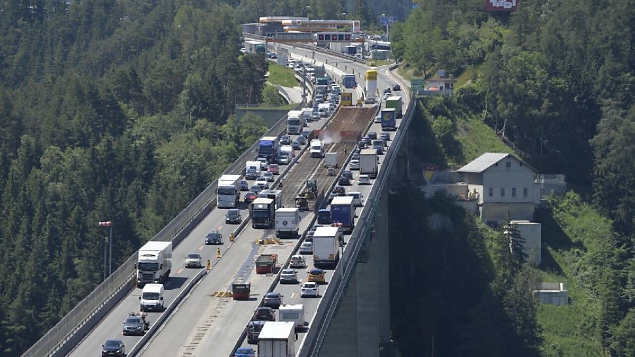 Italien klagt Österreich wegen Anti-Transitmaßnahmen vor dem EuGH Italien klagt Österreich wegen Anti-Transitmaßnahmen vor dem EuGH
