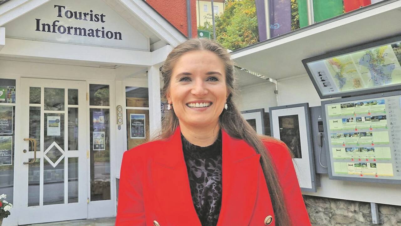 Lisa Loferer, Geschäftsführerin des KTVB Bad Gastein, spricht über die touristische Zukunft des Ortes. 