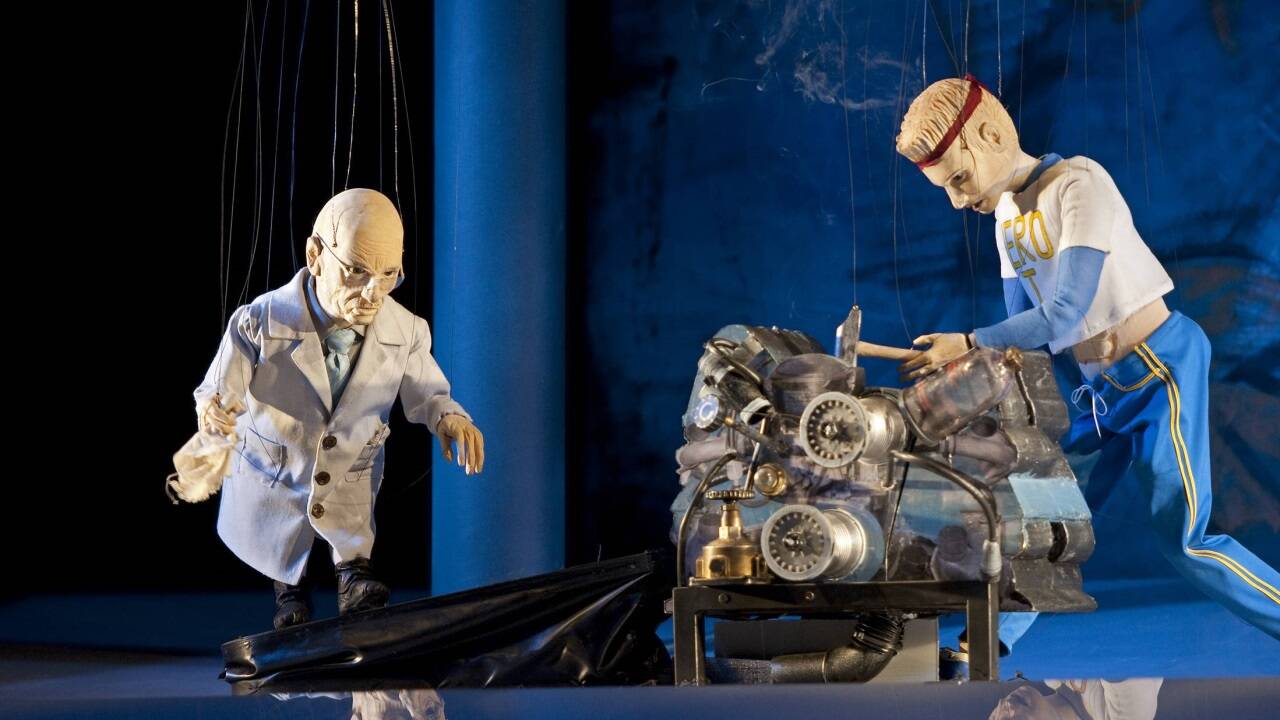 Siegfried, das Waldvöglein und der Riese in „Ring des Nibelungen“  Siegfried, das Waldvöglein und der Riese in „Ring des Nibelungen“