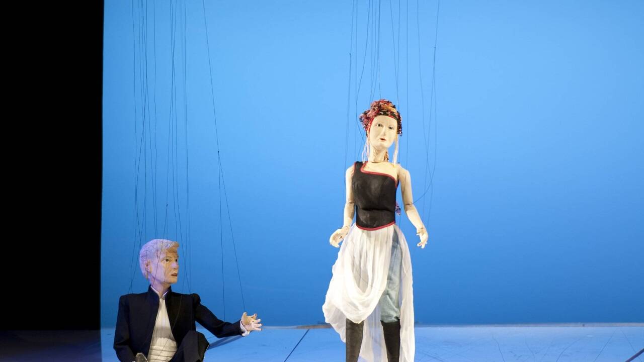 Siegfried, das Waldvöglein und der Riese in „Ring des Nibelungen“  Siegfried, das Waldvöglein und der Riese in „Ring des Nibelungen“