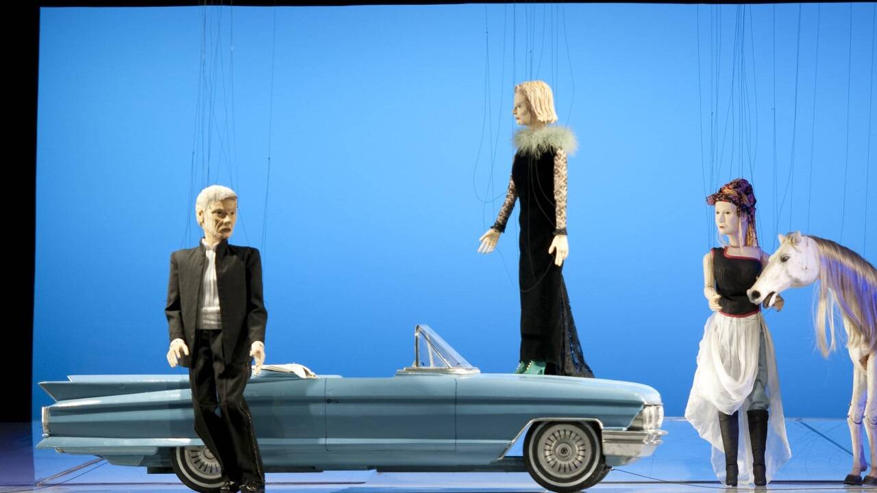 Siegfried, das Waldvöglein und der Riese in „Ring des Nibelungen“  Siegfried, das Waldvöglein und der Riese in „Ring des Nibelungen“