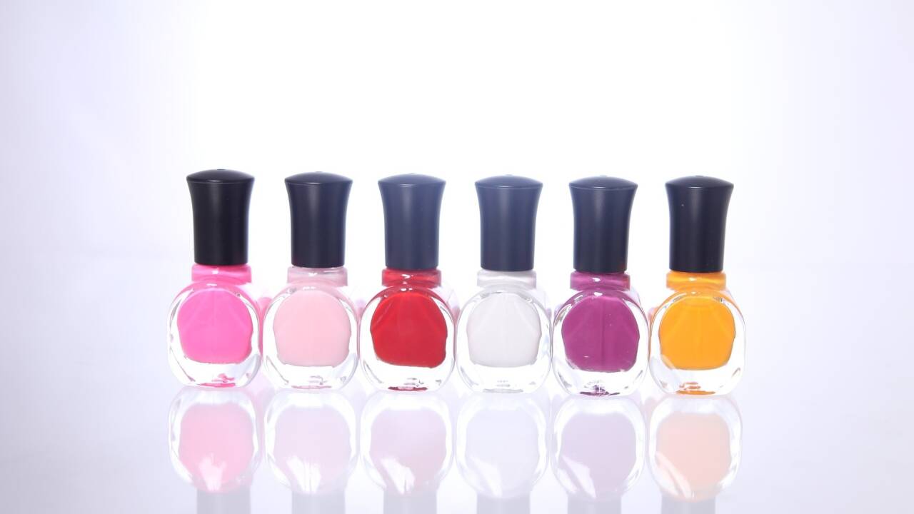 Der Nagellack darf im Sommer auf keinen Fall fehlen.  