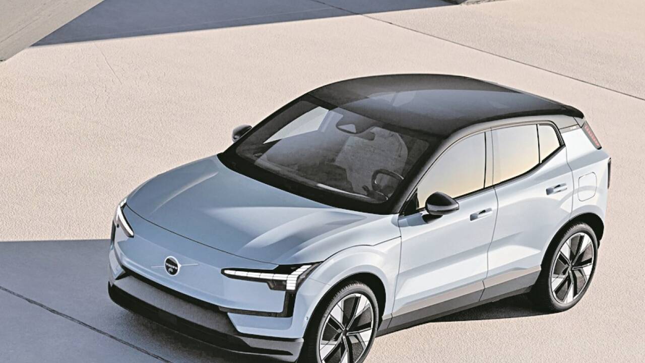 Das kleine elektrische Volvo-SUV EX30 kommt Anfang 2024.  