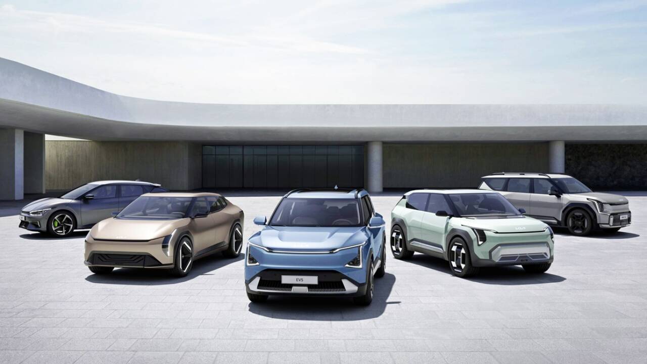 Die Kia-Modellpalette von morgen: EV6, EV4, EV5, EV3 und EV9 (von links). 