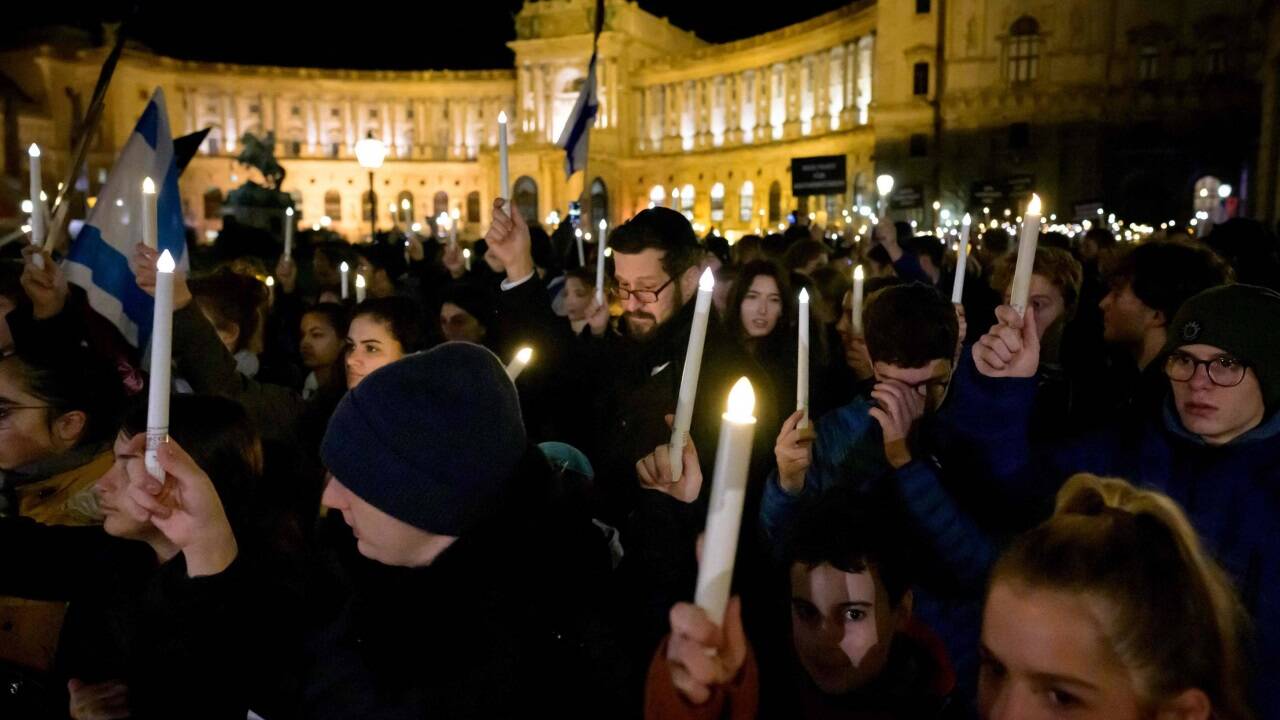 Gedenkmarsch „Light of Hope“ in Wien anlässlich der Novemberpogrome von 1938.  