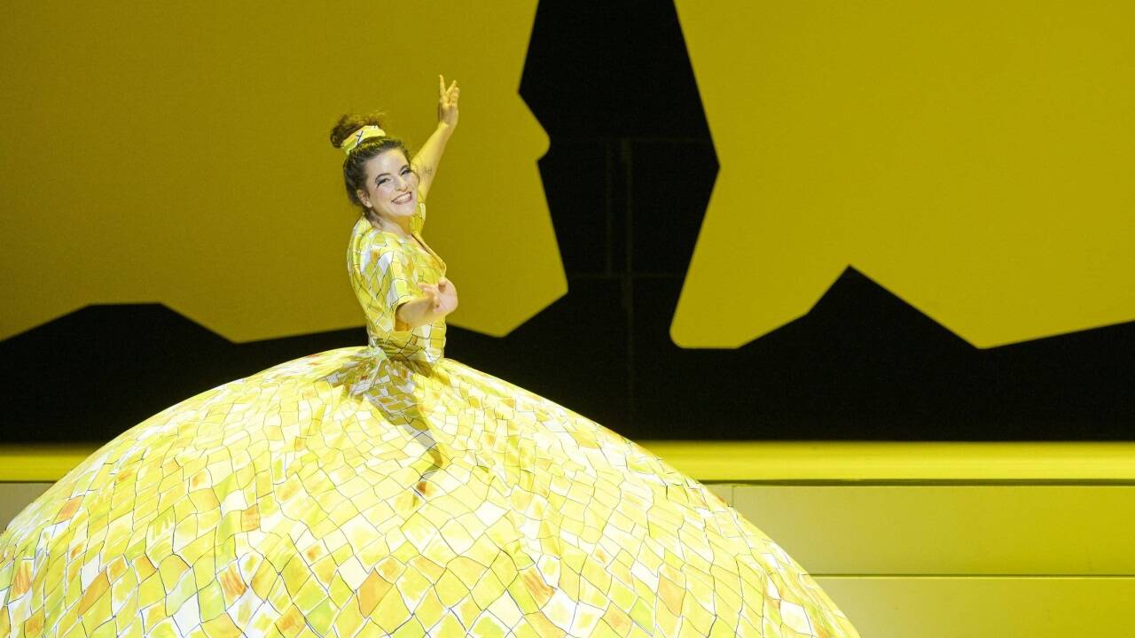 „Le Grand Macabre“, die (aber)witzige Oper von György Ligeti, wurde an der Wiener Staatsoper gefeiert: Ein Meisterwerk, furios und grotesk.  „Le Grand Macabre“, die (aber)witzige Oper von György Ligeti, wurde an der Wiener Staatsoper gefeiert: Ein Meisterwerk, furios und grotesk.