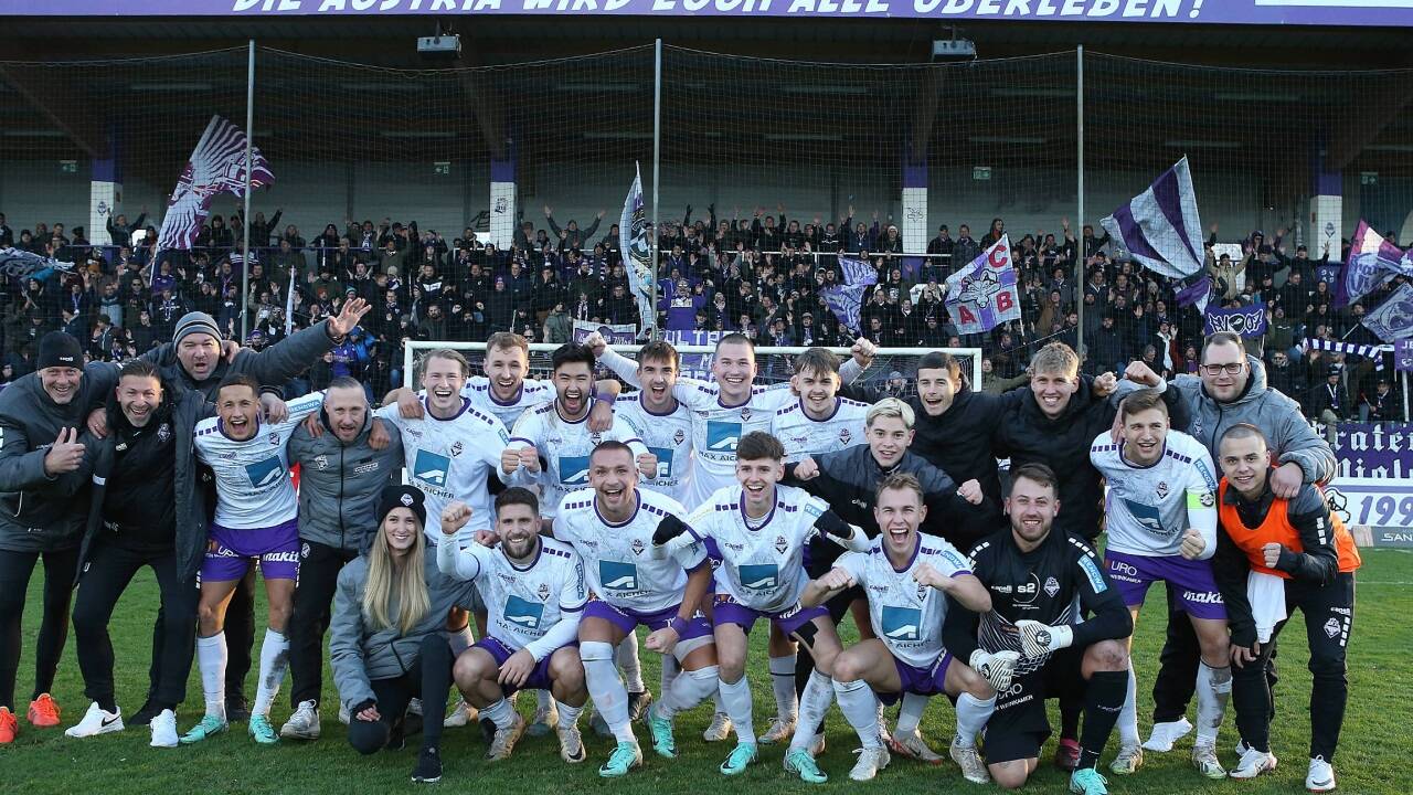 Austria Salzburg jubelte am Samstag über den Herbstmeister-Titel.  