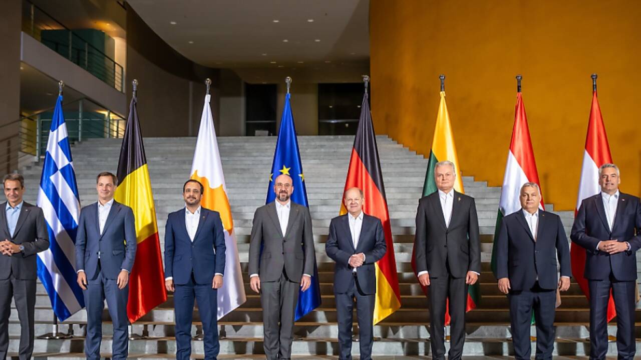 Beratungen von EU-Regierungschefs in Berlin  Beratungen von EU-Regierungschefs in Berlin