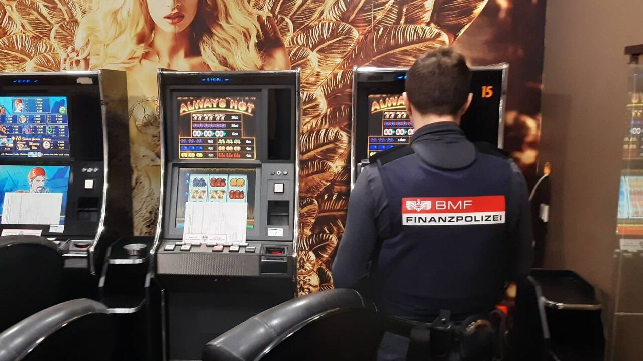 Die Finanzpolizei ist im Dauereinsatz in Salzburg. Die Finanzpolizei ist im Dauereinsatz in Salzburg.