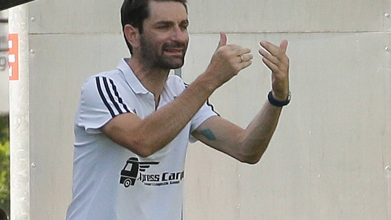 Golling-Trainer Patrick Schöberl darf sich über einen neuen Stürmer freuen.  